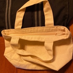 あげます　トートバッグ2個の画像