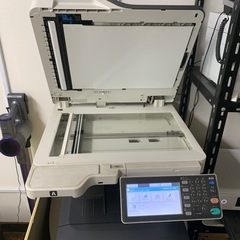 大型複合機、引取り出来る方の画像