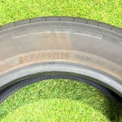 ヨコハマ　AE51 205/60R16 92Vの画像