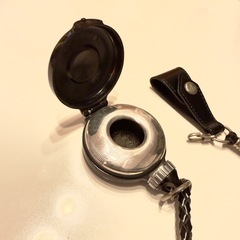 ヴィヴィアンウエストウッド　携帯灰皿の画像