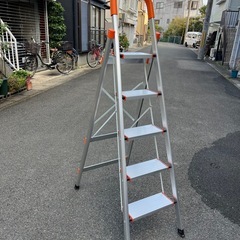 💕アルミ踏み台はしごの画像