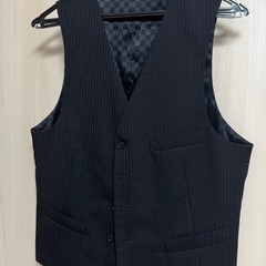 メンズスーツ春秋用＋ベスト＋スーツカバー付きの画像