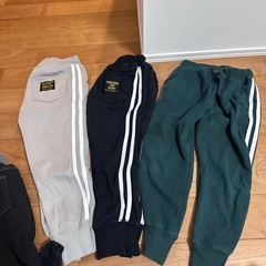 130・120パンツ8枚の画像