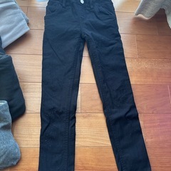 130・120パンツ8枚の画像