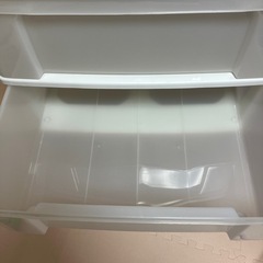 プラスチック　引き出し　チェスト　収納　中古
の画像