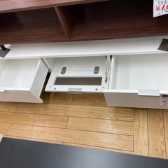 TVボードの画像