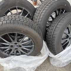 お値下げ　グッドイヤー　アイスナビ　トヨタ　ライズ使用　スタッドレスタイヤ&ホイール4本セット　中古品の画像