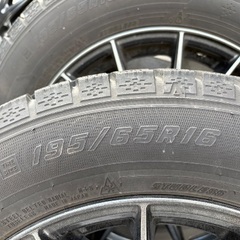 お値下げ　グッドイヤー　アイスナビ　トヨタ　ライズ使用　スタッドレスタイヤ&ホイール4本セット　中古品の画像