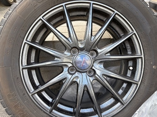 お値下げ　グッドイヤー　アイスナビ　トヨタ　ライズ使用　スタッドレスタイヤ&ホイール4本セット　中古品