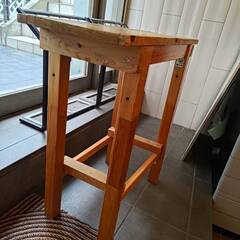 手作りテーブルの画像