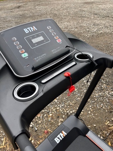 美品 BTM 電動ランニングマシン 8029C 速度0.8-16.0km ルームランナー