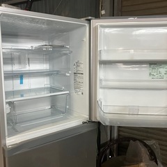 TOSHIBA GR-K33S(NP) 2018年製 冷凍冷蔵庫 330Lの画像