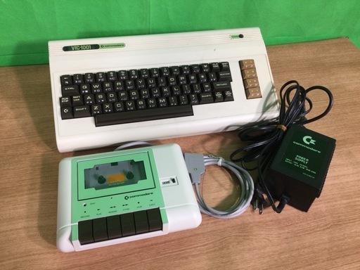 コモドール VIC-1001 パーソナルコンピュータ DATASSETTE UNITセット