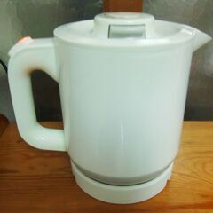 TIGER　蒸気レス　電気ケトル　わく子　0.8L　18年製　取説付　中古の画像