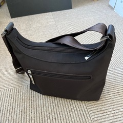 【取引中】ショルダーバッグ( 茶色 )の画像