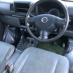 お買い得車‼️24年　クリッパーバンDX 4WD 軽箱バン　貴重な切り替え式四駆　の画像