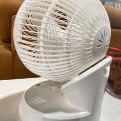 H11★モダンデコ★AND・DECO 360°首振り サーキュレーター YY05 2021年 DCモーター コードレスタイプ ホワイト コンパクト リモコン付き 8段階調整　新品定価約1.3万の画像