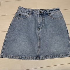 GUCCIxドラえもん　デニムミニスカートの画像