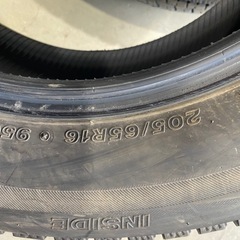 スタッドレスタイヤ ブリザック VRX2 205/65/16の画像