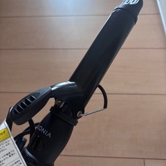 サロニア ヘアアイロン32mm ブラックの画像