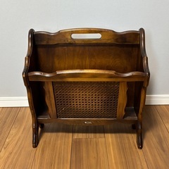 karimoku カリモク マガジンラック レトロ　ヴィンテージ　アンティーク
の画像