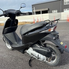 ⭐️ディオ低燃費4ストモデル⭐️バッテリー・プラグ・グリップなど新品交換済み⭐️50cc原付スクーター⭐️の画像