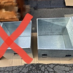 ブリキ缶　正方形　収納箱　1箱1,100円　昭和レトロ　の画像