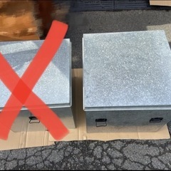 ブリキ缶　正方形　収納箱　1箱1,100円　昭和レトロ　の画像