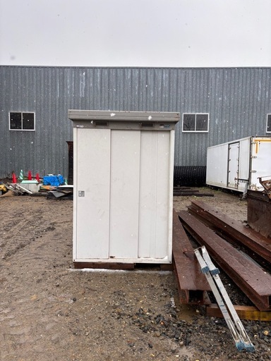 キャンセルのため再募集　物置　幅1.7M.奥行2.6M