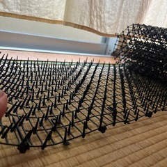 猫よけ　ネット　網　とげとげの画像