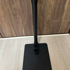 掃除機スタンドの画像