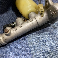 中古 AE86 ブレーキマスターシリンダー (本体のみ)の画像