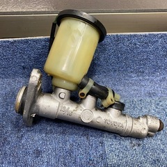 中古 AE86 ブレーキマスターシリンダー (本体のみ)の画像