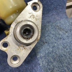 中古 AE86 ブレーキマスターシリンダー (本体のみ)の画像