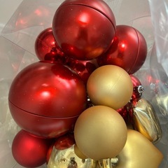 ［IKEA］クリスマスツリースタンドとオーナメントの画像