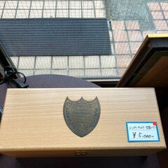 ◆ドンペリニヨン　プラチナ　空瓶＋木箱◆の画像