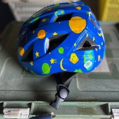 子供用自転車　（ヘルメット、部品付き）の画像