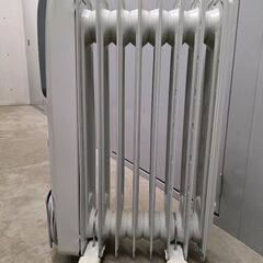 デロンギ オイルヒーター H770812EFSの画像