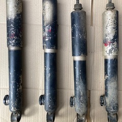 スズキ ja11 ジムニー　ショックアブソーバー4本の画像