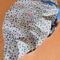 おまとめ　お出かけグッズ(umbroキャップ他)の画像