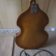 かなり古い　ベースギター　クラシック　1968年の画像