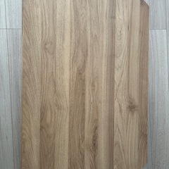 ［ニトリ］卓上テーブルの画像