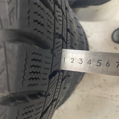 ダンロップ　スタッドレスセット　16インチ　ミニバンサイズの画像