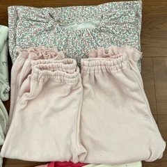 90〜95女児パジャマ（1セット50円から）の画像