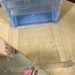 71)【無料　4段透明の収納ケース
】の画像
