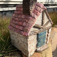 161：モルタル　モルタルデコ　お家　煙突付き　ガーデンに　オシャレの画像