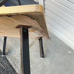 テーブル　106cm　x 75cmの画像