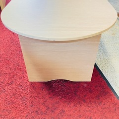 楕円のコーヒーテーブル　の画像