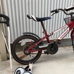 子供用自転車、キッズ自転車、16インチ、補助輪付属、、イオンで購入の画像