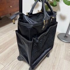 スワニー キャリーバッグ☆36000円の品の画像
